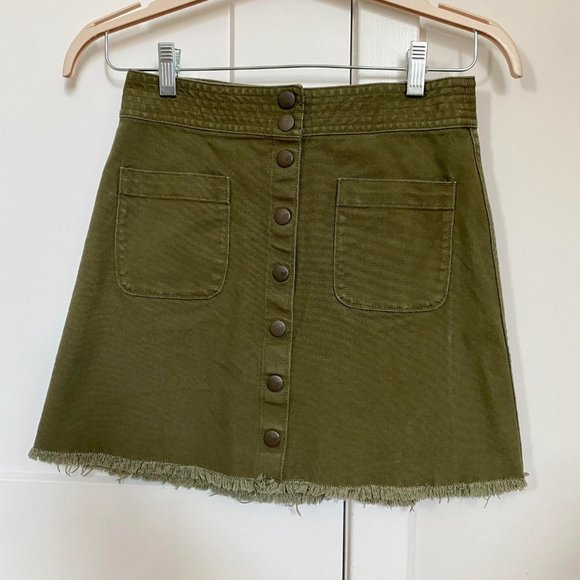 Madewell Raw-Hem A-Line Mini Skirt in Kale - Picture 5 of 5